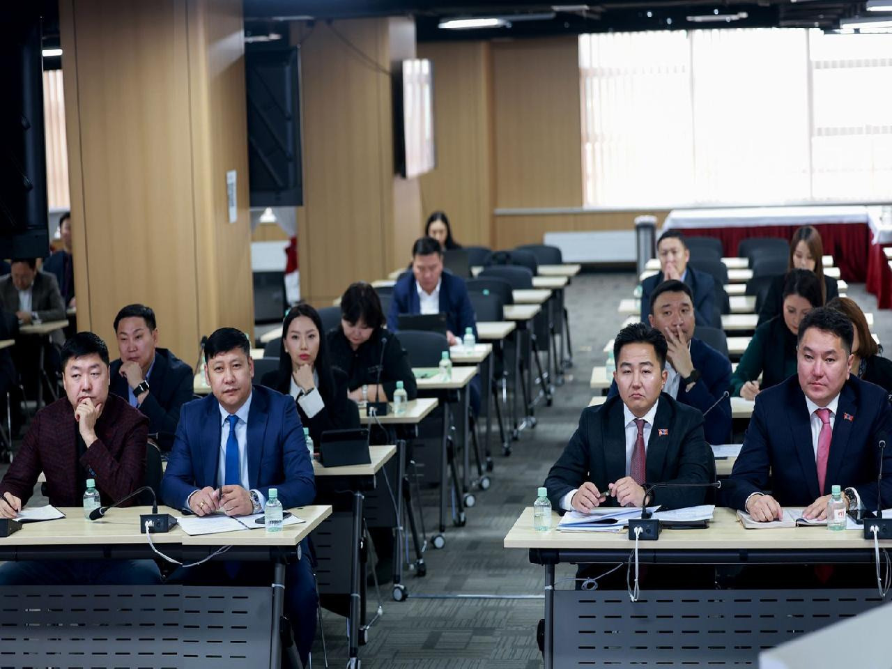 Бүсчилсэн хөгжлийн хороо нийслэлийн 2026 оны газар зохион байгуулалтын талаар хэлэлцүүлэг өрнүүллээ